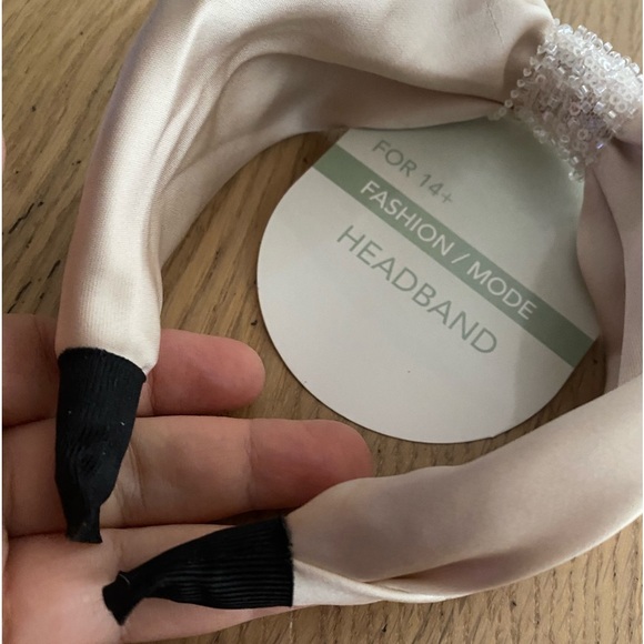 🆕 Fashion Mode Twisted Cross Knot Wide Headband🆕 - Picture 4 of 6